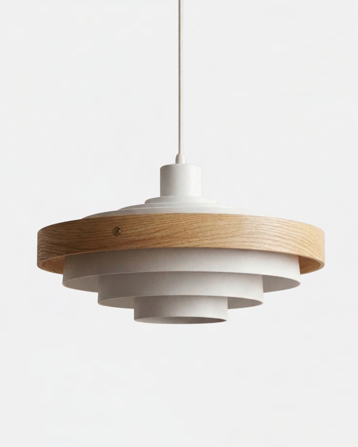 Suspension | Manlio