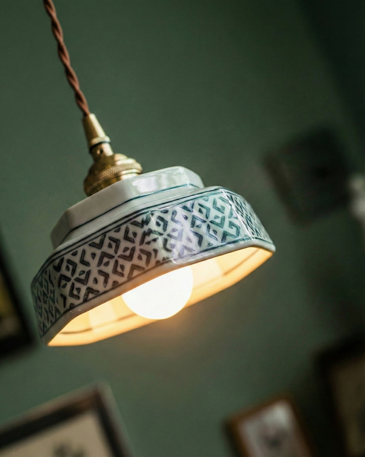 Suspension | Sebastiano
